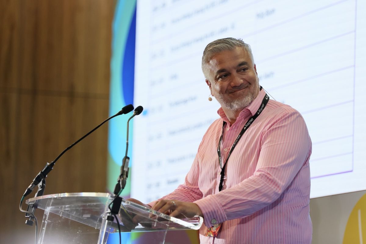 Mr Alwitry presented at the United Kingdom and Ireland Society of Cataract and Refractive Surgeons in Liverpool on Monday 19th May 2025. 
